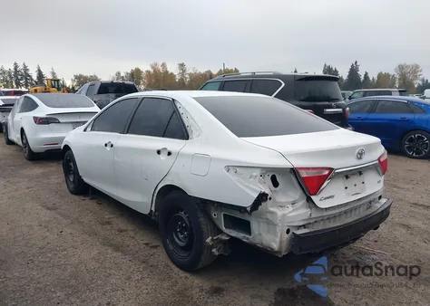 2015 Toyota Camry Le из США, поврежденный, VIN 4T1BF1FK0FU036564